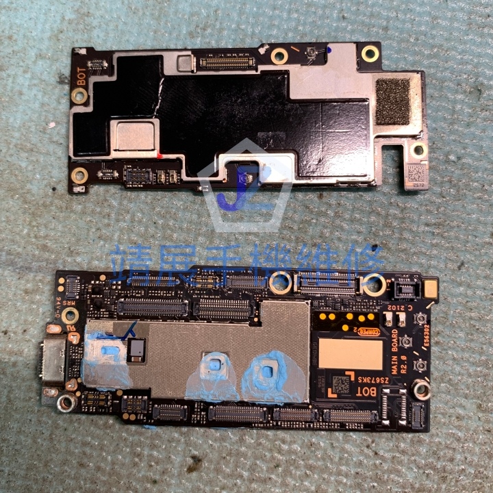 ROG5 雙主機板.jpg