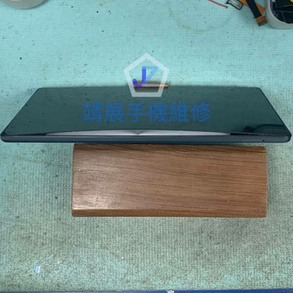三星 Tab A7 T500 電池膨漲.jpg