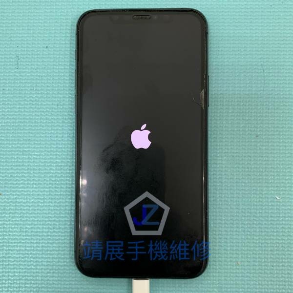 iPhone 11 Pro 卡白蘋果.jpg