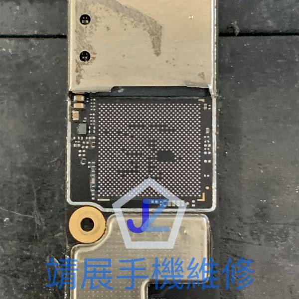 Pixel5 PCB除膠.jpg