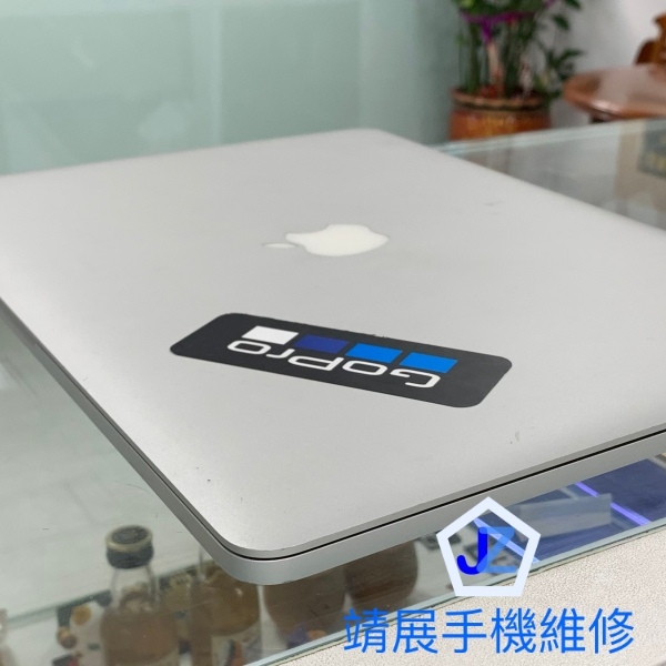 MacBook Pro 筆電電池更換.jpg