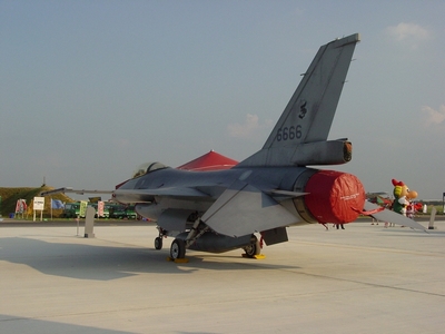 F-16 戰隼式戰鬥機  Fighting Falcon