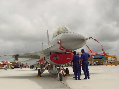 F-16 戰隼式戰鬥機  Fighting Falcon