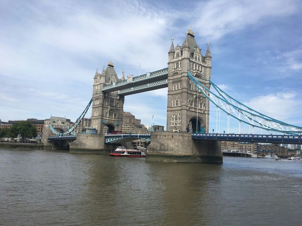 Tower Bridge