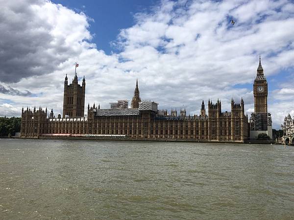 Houses of Parliament+Big Ben