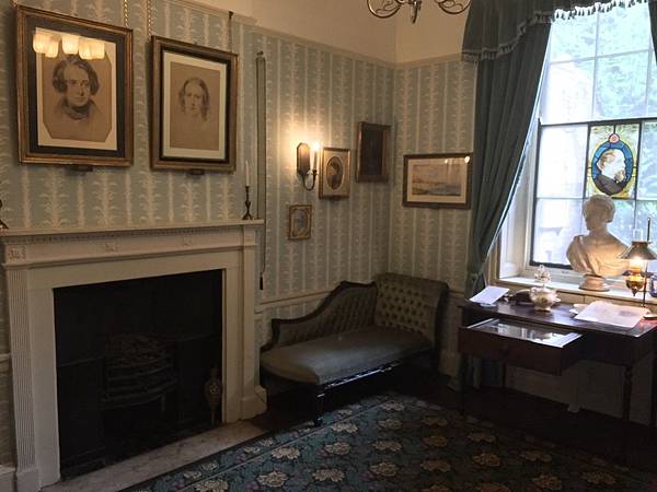 Charles Dickens Museum