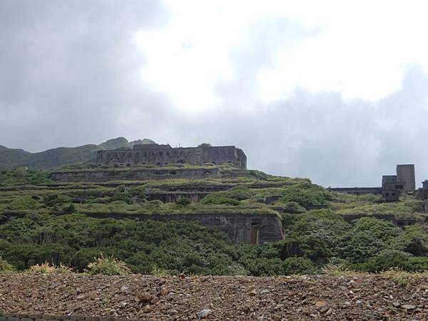 十三層遺址