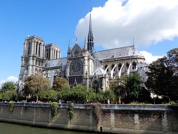 【法國%2F巴黎 Paris】Cathédrale Notre-Dame de Paris 巴黎聖母院