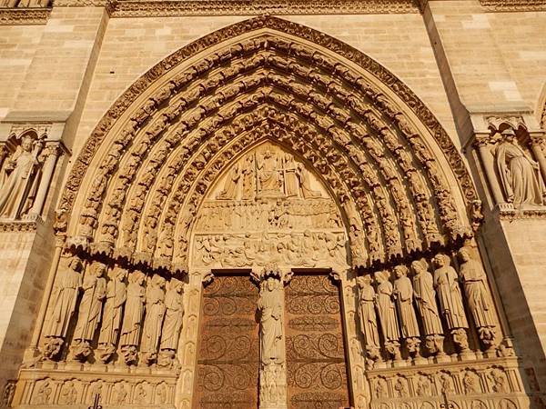 【法國%2F巴黎 Paris】Cathédrale Notre-Dame de Paris 巴黎聖母院