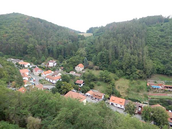 【捷克】Karlštejn Castle 卡爾斯坦城堡