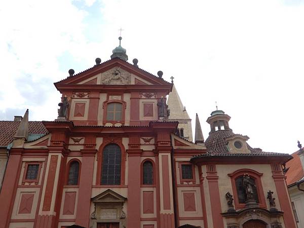 【捷克%2F布拉格 Praha】布拉格城堡～St. George%5Cs Basilica 聖喬治教堂