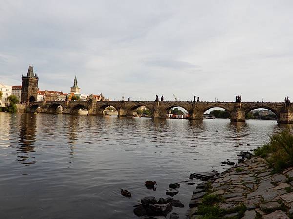 【捷克%2F布拉格 Praha】伏爾塔瓦河畔