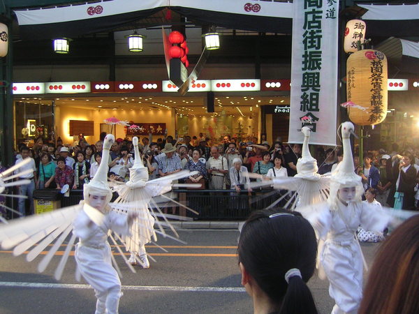 小朋友跳祭舞