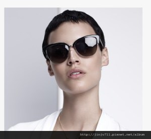 Oliver Peoples 