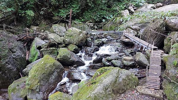 【雲森瀑布】三峽熊空仙境~雲森瀑布，登山、步道、戲水、觀瀑、