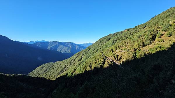 【玉山西峰北峰】兩天一夜玉山西峰+北峰挑戰主北叉路魔王坡! 【玉山西峰北峰】兩天一夜玉山西峰+北峰挑戰主北叉路魔王坡!