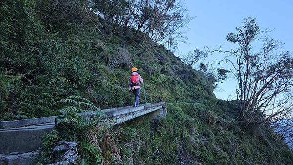 【玉山西峰北峰】兩天一夜玉山西峰+北峰挑戰主北叉路魔王坡! 【玉山西峰北峰】兩天一夜玉山西峰+北峰挑戰主北叉路魔王坡!