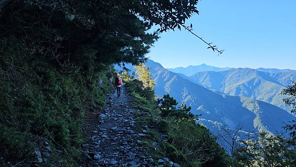 【玉山西峰北峰】兩天一夜玉山西峰+北峰挑戰主北叉路魔王坡! 【玉山西峰北峰】兩天一夜玉山西峰+北峰挑戰主北叉路魔王坡!