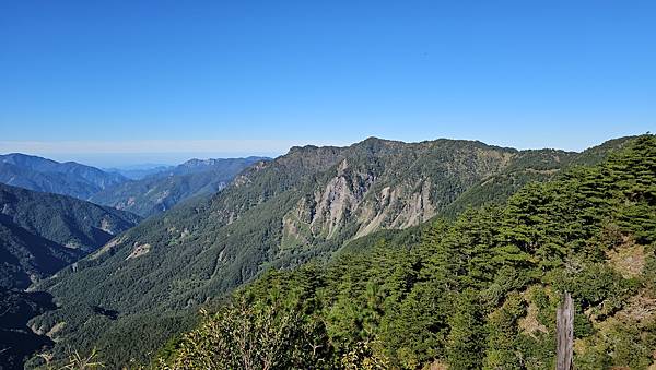 【玉山西峰北峰】兩天一夜玉山西峰+北峰挑戰主北叉路魔王坡! 【玉山西峰北峰】兩天一夜玉山西峰+北峰挑戰主北叉路魔王坡!
