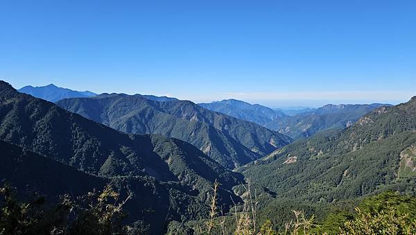 【玉山西峰北峰】兩天一夜玉山西峰+北峰挑戰主北叉路魔王坡! 【玉山西峰北峰】兩天一夜玉山西峰+北峰挑戰主北叉路魔王坡!