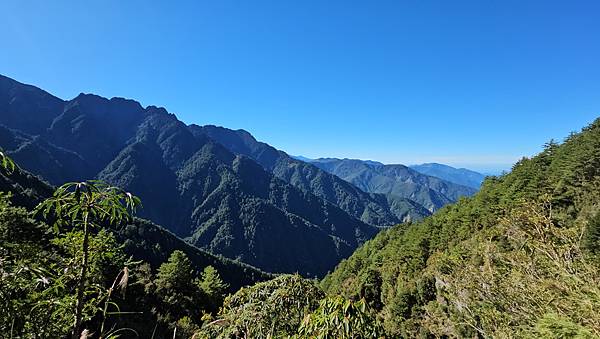 【玉山西峰北峰】兩天一夜玉山西峰+北峰挑戰主北叉路魔王坡! 【玉山西峰北峰】兩天一夜玉山西峰+北峰挑戰主北叉路魔王坡!