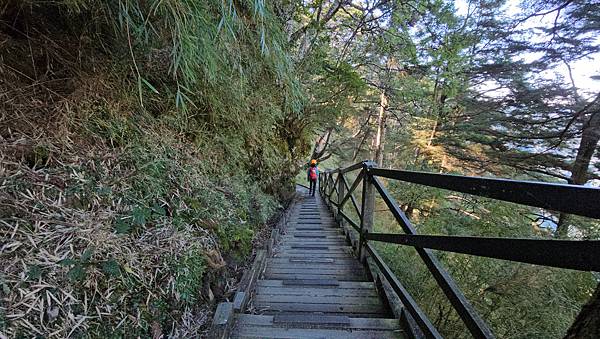 【玉山西峰北峰】兩天一夜玉山西峰+北峰挑戰主北叉路魔王坡! 【玉山西峰北峰】兩天一夜玉山西峰+北峰挑戰主北叉路魔王坡!