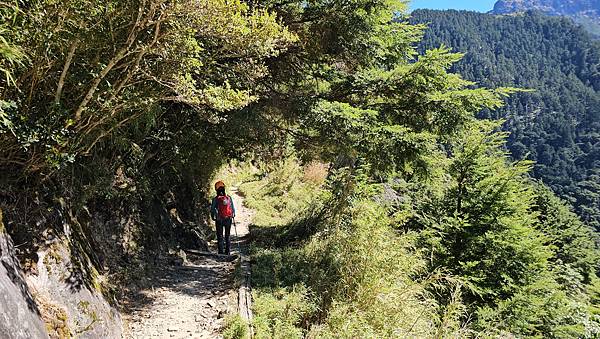 【玉山西峰北峰】兩天一夜玉山西峰+北峰挑戰主北叉路魔王坡! 【玉山西峰北峰】兩天一夜玉山西峰+北峰挑戰主北叉路魔王坡!