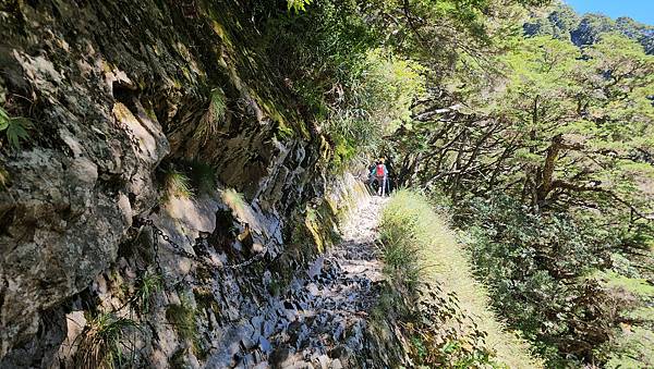 【玉山西峰北峰】兩天一夜玉山西峰+北峰挑戰主北叉路魔王坡! 【玉山西峰北峰】兩天一夜玉山西峰+北峰挑戰主北叉路魔王坡!