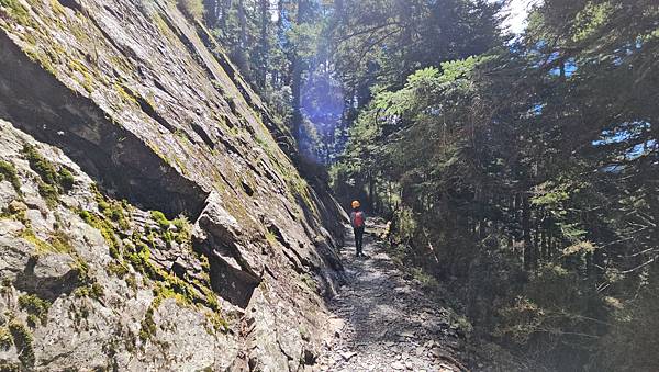 【玉山西峰北峰】兩天一夜玉山西峰+北峰挑戰主北叉路魔王坡! 【玉山西峰北峰】兩天一夜玉山西峰+北峰挑戰主北叉路魔王坡!