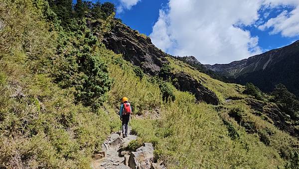 【玉山西峰北峰】兩天一夜玉山西峰+北峰挑戰主北叉路魔王坡! 【玉山西峰北峰】兩天一夜玉山西峰+北峰挑戰主北叉路魔王坡!
