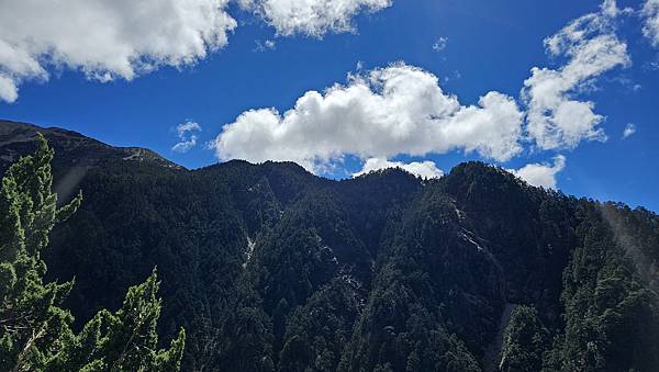 【玉山西峰北峰】兩天一夜玉山西峰+北峰挑戰主北叉路魔王坡! 【玉山西峰北峰】兩天一夜玉山西峰+北峰挑戰主北叉路魔王坡!