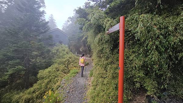 【玉山西峰北峰】兩天一夜玉山西峰+北峰挑戰主北叉路魔王坡! 【玉山西峰北峰】兩天一夜玉山西峰+北峰挑戰主北叉路魔王坡!