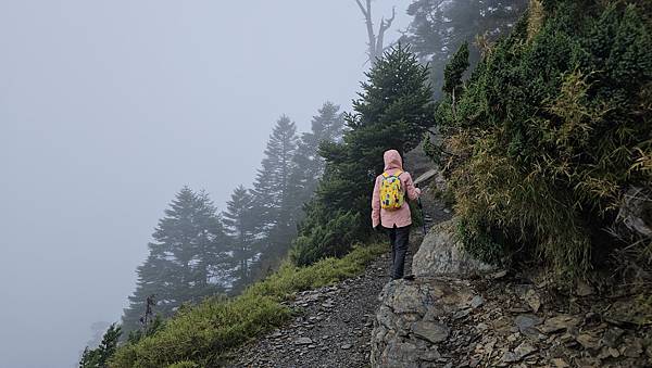 【玉山西峰北峰】兩天一夜玉山西峰+北峰挑戰主北叉路魔王坡! 【玉山西峰北峰】兩天一夜玉山西峰+北峰挑戰主北叉路魔王坡!