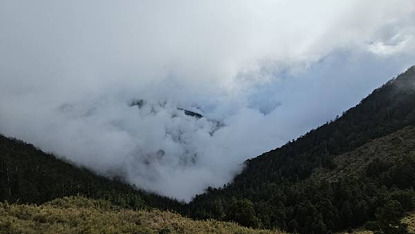 【玉山西峰北峰】兩天一夜玉山西峰+北峰挑戰主北叉路魔王坡! 【玉山西峰北峰】兩天一夜玉山西峰+北峰挑戰主北叉路魔王坡!