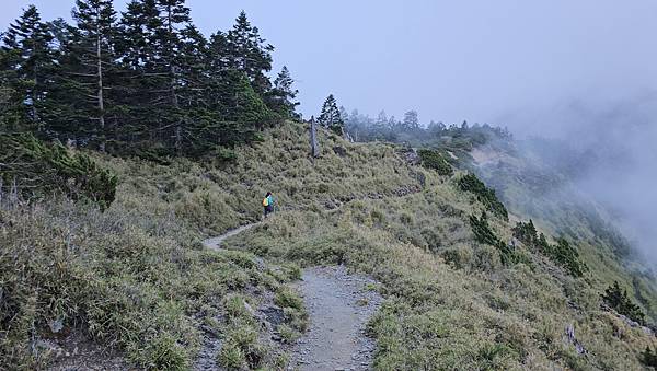 【玉山西峰北峰】兩天一夜玉山西峰+北峰挑戰主北叉路魔王坡! 【玉山西峰北峰】兩天一夜玉山西峰+北峰挑戰主北叉路魔王坡!