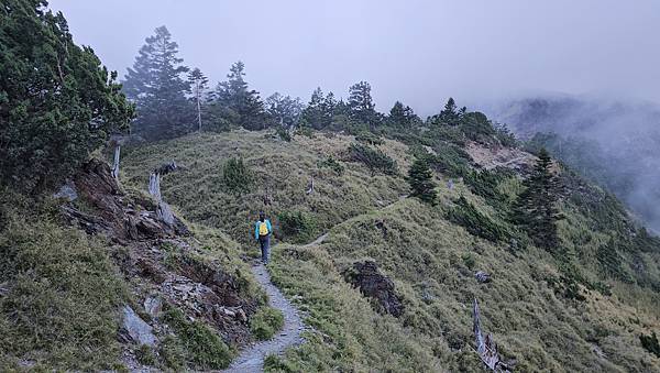 【玉山西峰北峰】兩天一夜玉山西峰+北峰挑戰主北叉路魔王坡! 【玉山西峰北峰】兩天一夜玉山西峰+北峰挑戰主北叉路魔王坡!