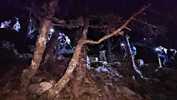 【玉山西峰北峰】兩天一夜玉山西峰+北峰挑戰主北叉路魔王坡! 【玉山西峰北峰】兩天一夜玉山西峰+北峰挑戰主北叉路魔王坡!