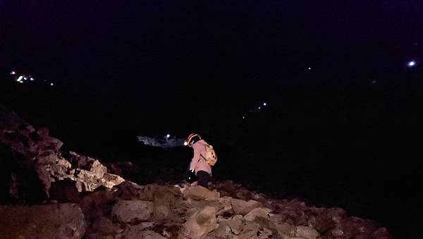 【玉山西峰北峰】兩天一夜玉山西峰+北峰挑戰主北叉路魔王坡! 【玉山西峰北峰】兩天一夜玉山西峰+北峰挑戰主北叉路魔王坡!