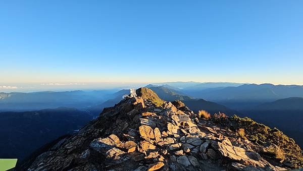 【玉山西峰北峰】兩天一夜玉山西峰+北峰挑戰主北叉路魔王坡! 【玉山西峰北峰】兩天一夜玉山西峰+北峰挑戰主北叉路魔王坡!