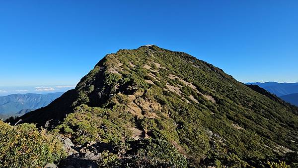 【玉山西峰北峰】兩天一夜玉山西峰+北峰挑戰主北叉路魔王坡! 【玉山西峰北峰】兩天一夜玉山西峰+北峰挑戰主北叉路魔王坡!
