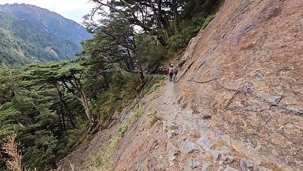 【玉山西峰北峰】兩天一夜玉山西峰+北峰挑戰主北叉路魔王坡! 【玉山西峰北峰】兩天一夜玉山西峰+北峰挑戰主北叉路魔王坡!