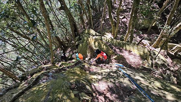 【屋東縱走】屋我尾/東卯山大崩壁-谷關七雄一日2雄挑戰(麗陽