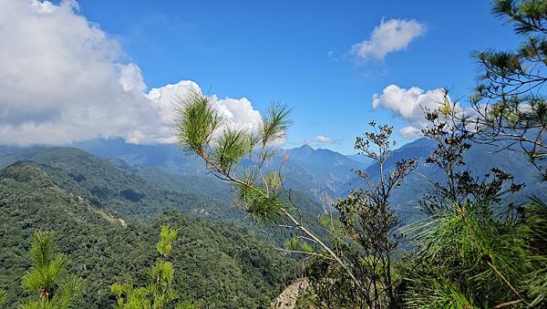 【屋東縱走】屋我尾/東卯山大崩壁-谷關七雄一日2雄挑戰(麗陽