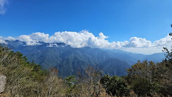 【屋東縱走】屋我尾/東卯山大崩壁-谷關七雄一日2雄挑戰(麗陽