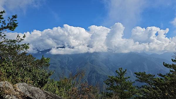 【屋東縱走】屋我尾/東卯山大崩壁-谷關七雄一日2雄挑戰(麗陽