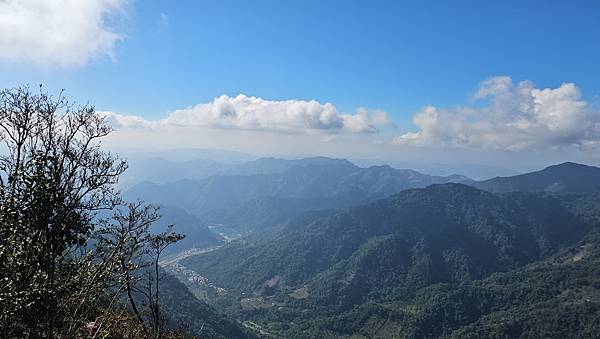 【屋東縱走】屋我尾/東卯山大崩壁-谷關七雄一日2雄挑戰(麗陽