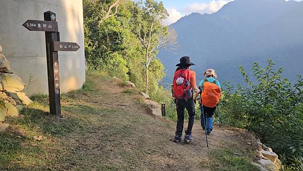 【屋東縱走】屋我尾/東卯山大崩壁-谷關七雄一日2雄挑戰(麗陽