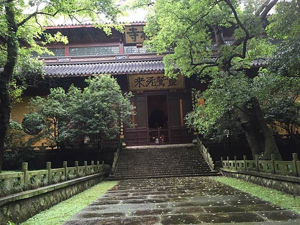 【漫遊杭州】靈隱寺，品一回古剎禪風，夢一回飛來奇石