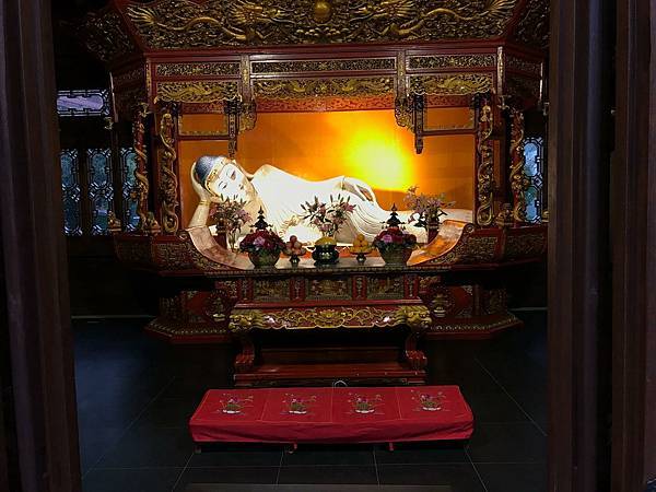 【漫遊上海】雨後漫遊玉佛寺，巧遇阮玲玉的一場時空對話之旅