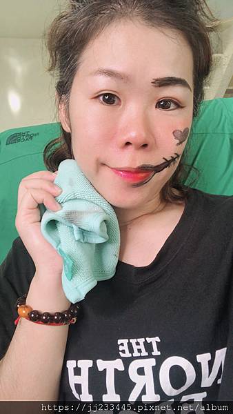 清潔|天然的奈米級離子,讓洗卸徹底乾淨的輔助好幫手-【艾美肌美容巾】開箱